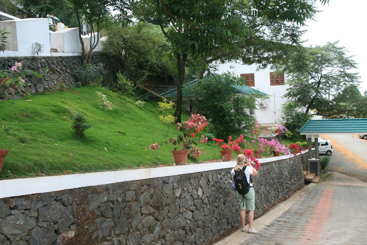 Paithal Resort Канур Екстериор снимка